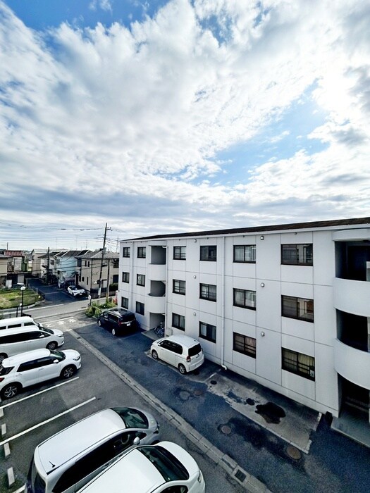 物件内観写真22　(室内からの展望)