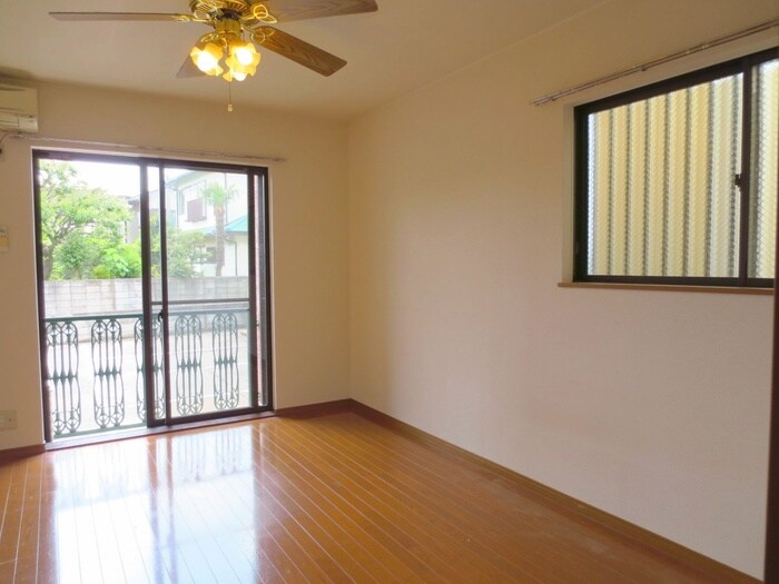 物件内観写真7　(居室)