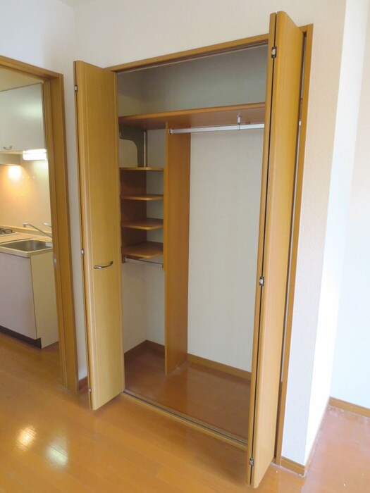 物件内観写真10　(収納)