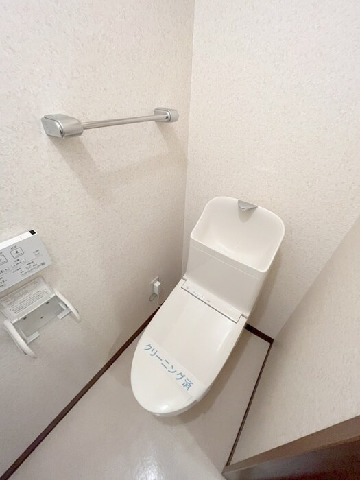 物件内観写真16　(トイレ)