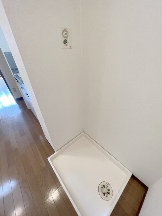 物件内観写真19　(洗濯機置場)