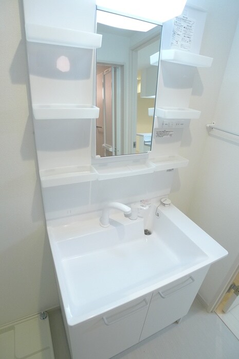 物件内観写真9　(洗面)