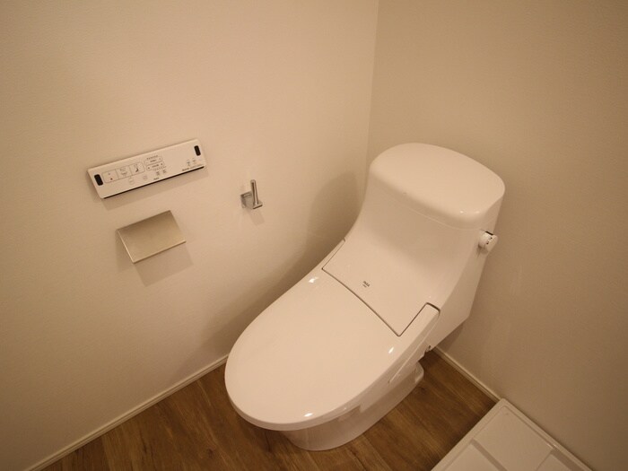 物件内観写真15　(トイレ)