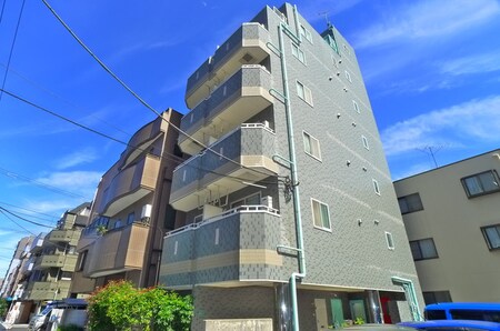 シャトールースハヤシ外観写真