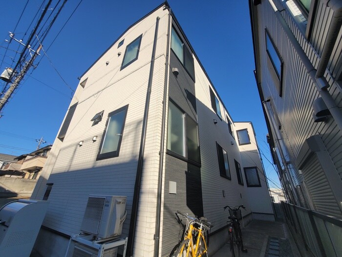 物件外観写真6　(駐輪場)