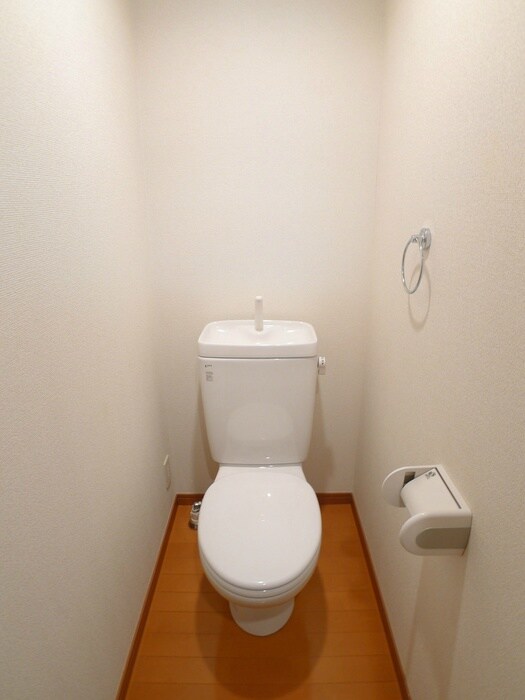 物件内観写真14　(トイレ)