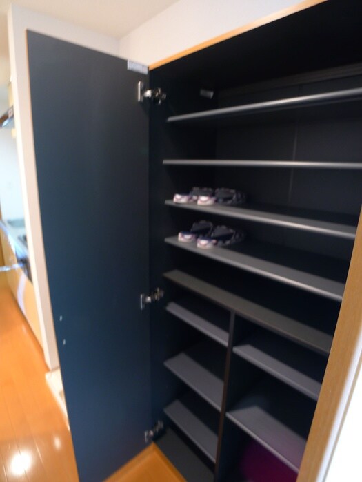 物件内観写真17　(靴箱)