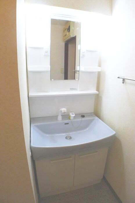 物件内観写真15　(洗面)