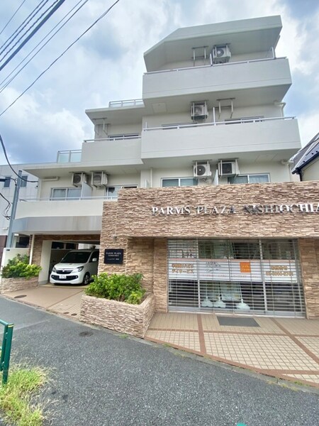 パームスプラザ西落合外観写真