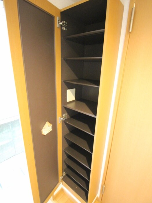 物件内観写真17　(靴箱)