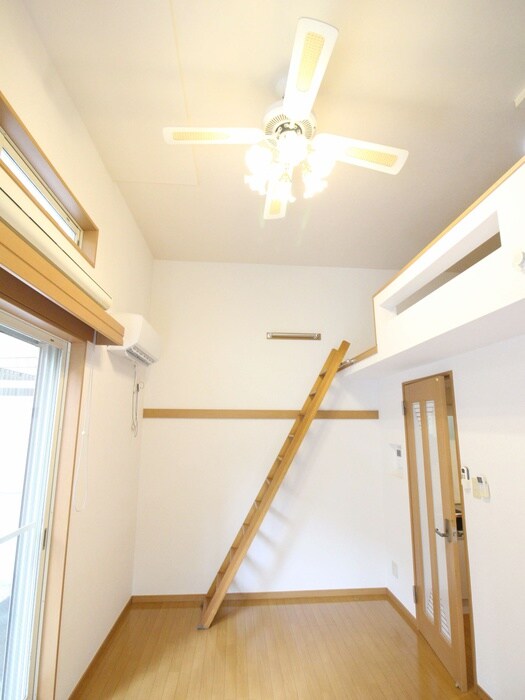 物件内観写真21　(居室)