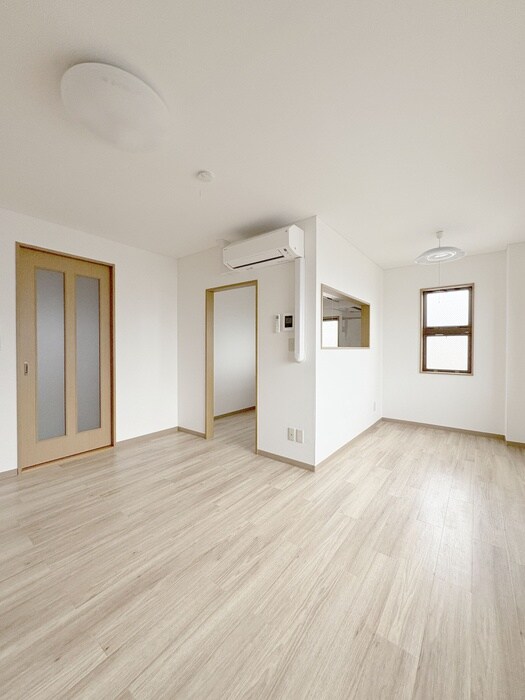 物件内観写真8　(居室)