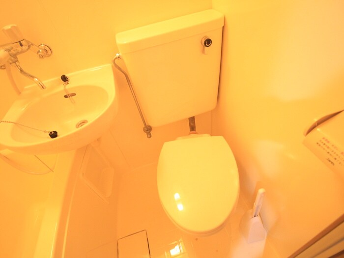 物件内観写真13　(トイレ)