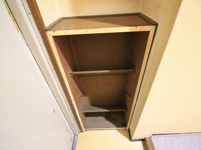 物件内観写真18　(靴箱)