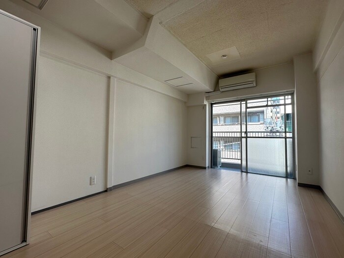 カーサ錦糸町(418)の居室