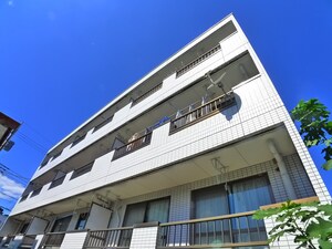 コ－ポ・キャピタル２外観写真