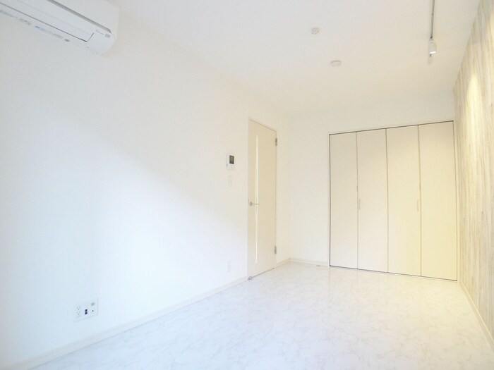 物件内観写真21　(居室)