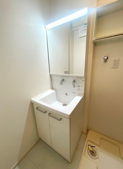 物件内観写真11　(洗面)