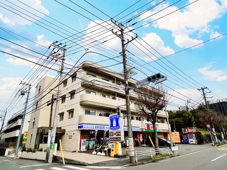 縄マンション外観写真