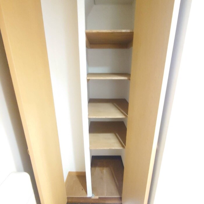 物件内観写真18　(靴箱)