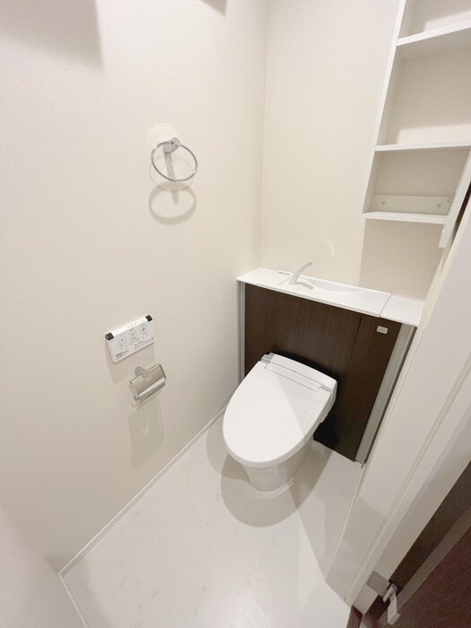 物件内観写真14　(トイレ)