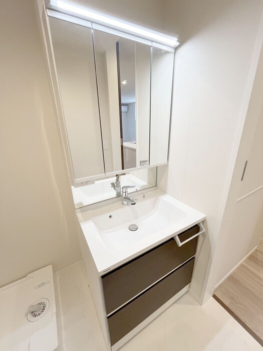 物件内観写真15　(洗面)