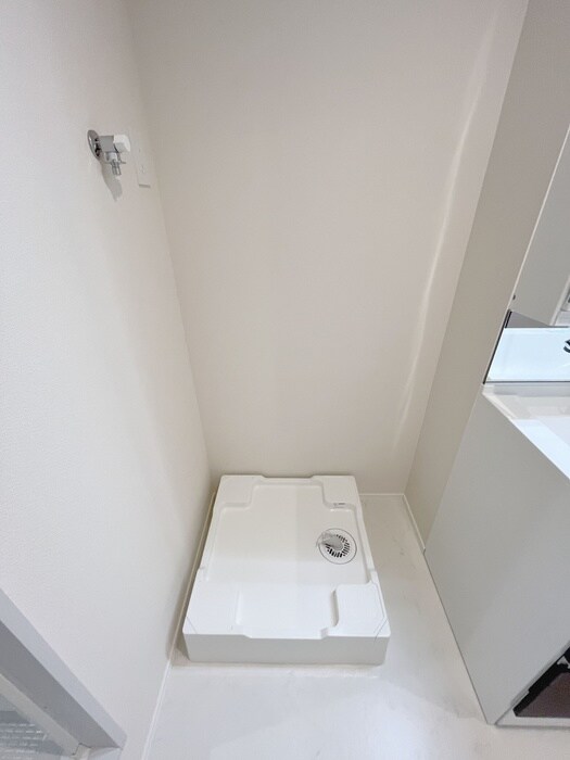 物件内観写真16　(洗濯機置場)