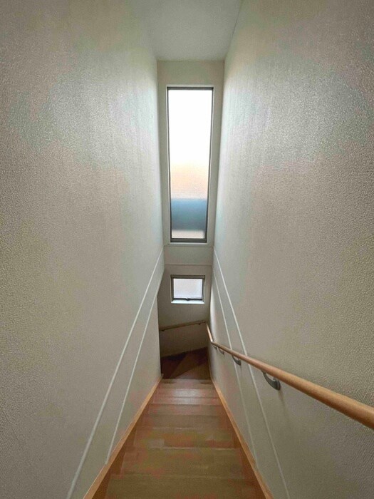 物件内観写真14　(廊下)