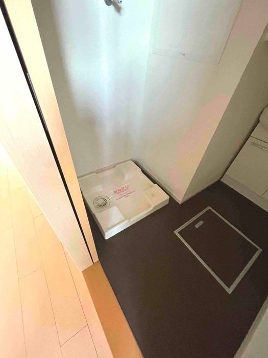 物件内観写真22　(洗濯機置場)