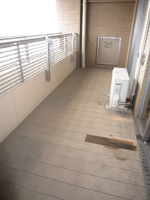 物件内観写真12　(ベランダ・バルコニー)