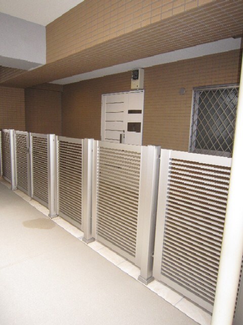 物件内観写真15　(玄関)