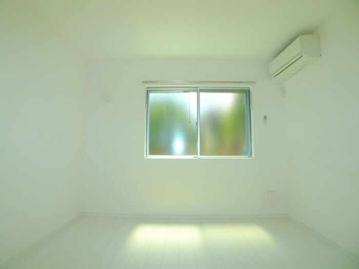 物件内観写真9　(室内からの展望)