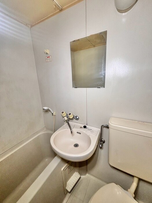 物件内観写真11　(洗面)