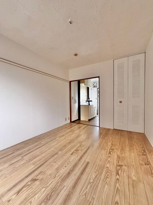 物件内観写真19　(居室)