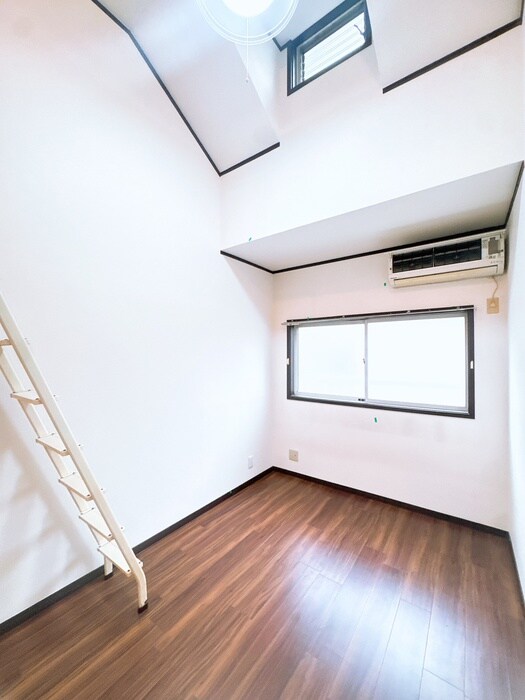 物件内観写真7　(居室)