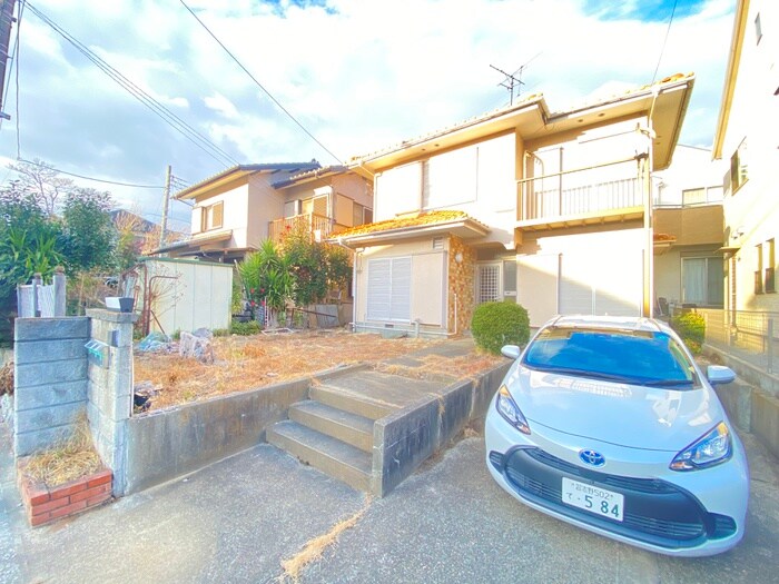 物件外観写真6　(駐車場)