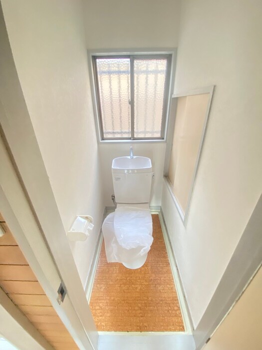 物件内観写真18　(トイレ)