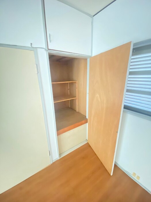 物件内観写真22　(収納)