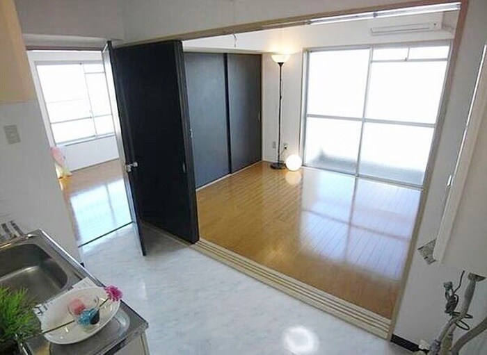 物件内観写真7　(居室)