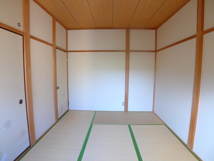 物件内観写真9　(居室)