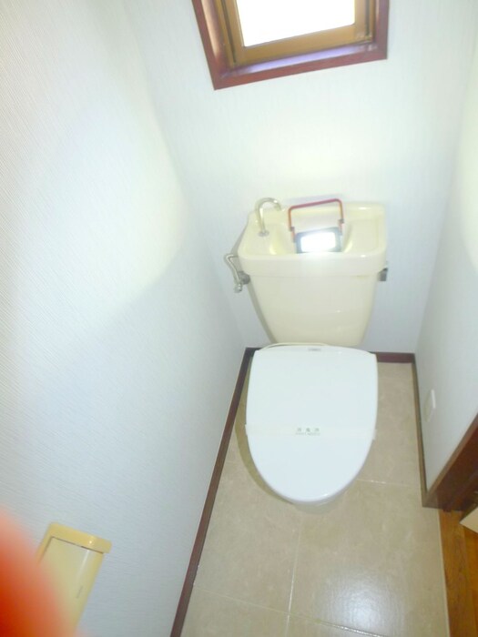 物件内観写真16　(トイレ)