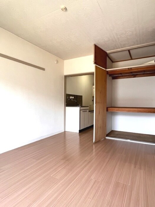 物件内観写真22　(居室)