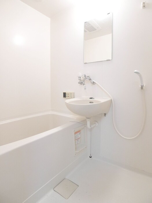 物件内観写真13　(バス／シャワールーム等)