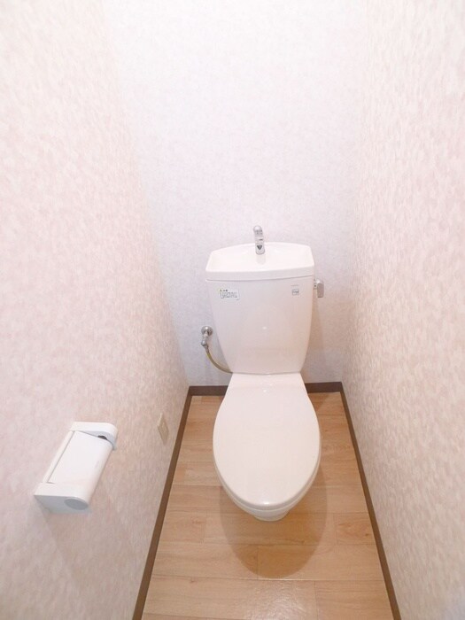 物件内観写真14　(トイレ)