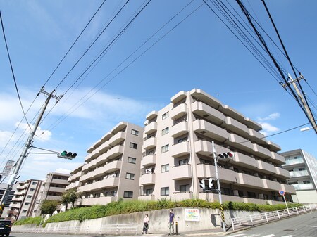 ﾛｲﾔﾙｼﾃｲ東戸塚外観写真