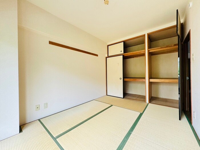 物件内観写真21　(居室)