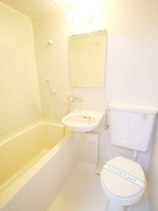 物件内観写真6　(バス／シャワールーム等)