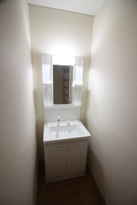 物件内観写真11　(洗面)