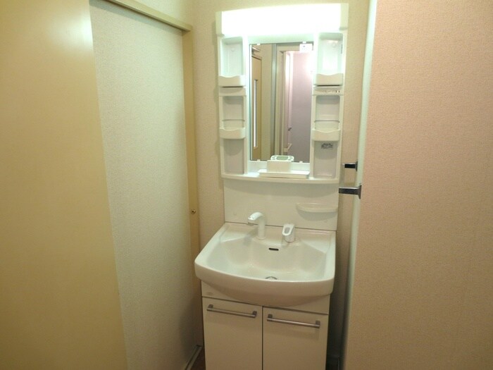 物件内観写真9　(洗面)