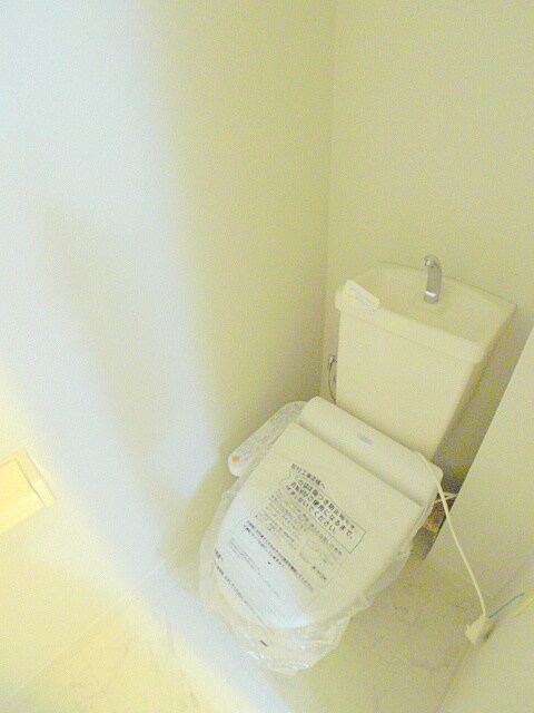 物件内観写真10　(トイレ)